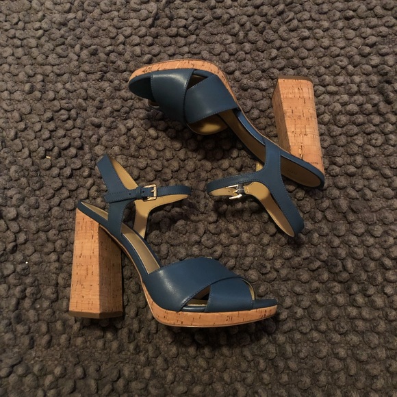 Michael Kors Alexia Platform Leather Chambray Heel - Picture 8 of 8